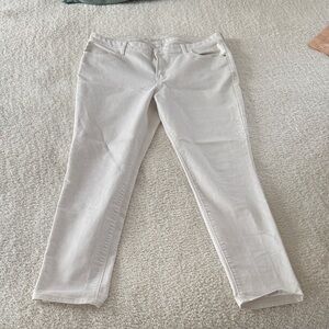 Old Navy Women's Straight Leg Cream Jeans